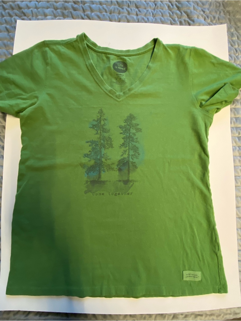 Life is Good Classic Fit Green V-Neck Tee Trees Print “Come Together” Medium